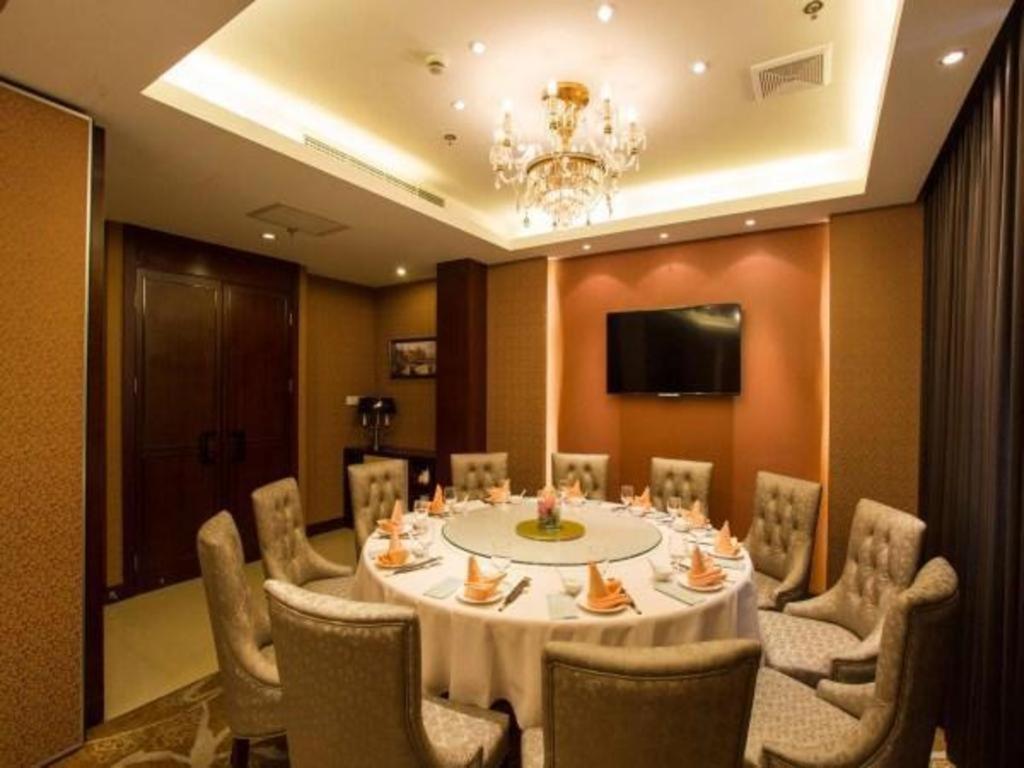 Jinjiang Metropolo Minhang Hotel Xangai