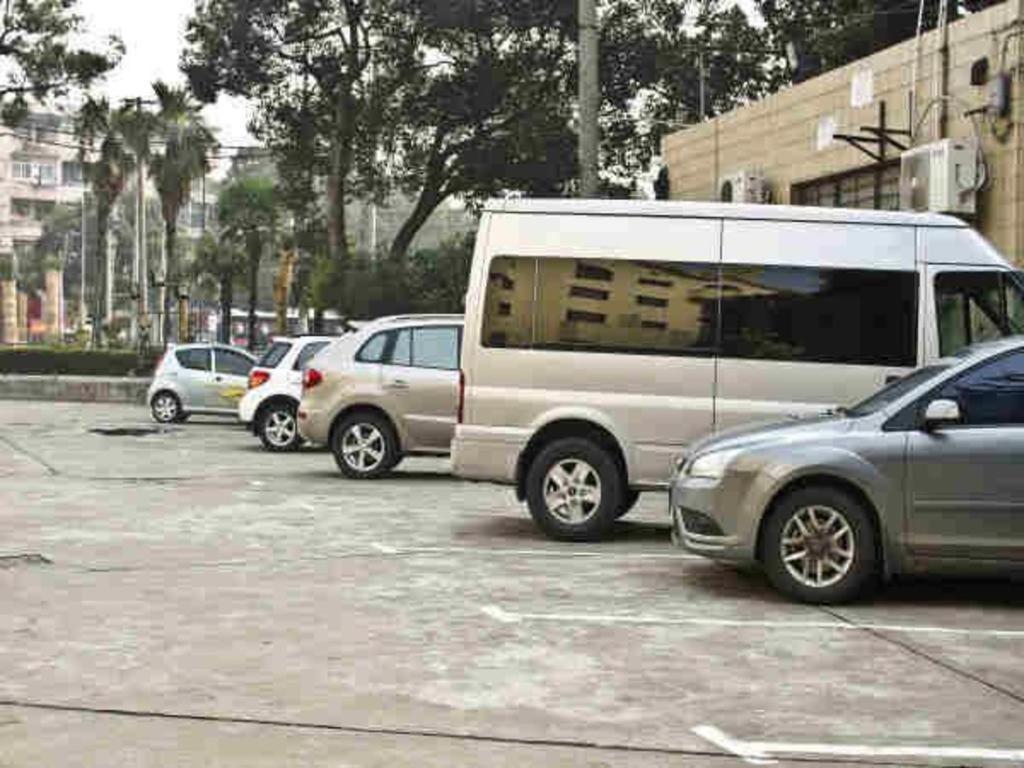 Jinjiang Metropolo Minhang